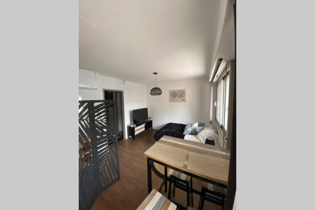Le 13 Du Temple - Plein Coeur Centre Ville, Residence Privee, 5Mn Gare Sncf, Wifi Et Netflix Niort Kültér fotó